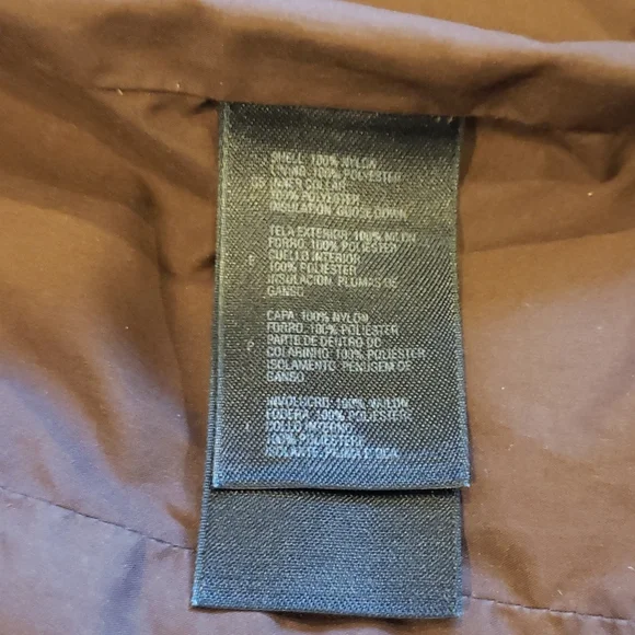 The North Face Brown Quilted Vest - Picture 7 of 8